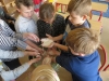 „Mali badacze – eksperymenty i doświadczenia”